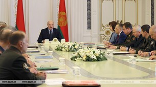 Александр Лукашенко собрал совещание по обеспечению безопасности избирательной кампании