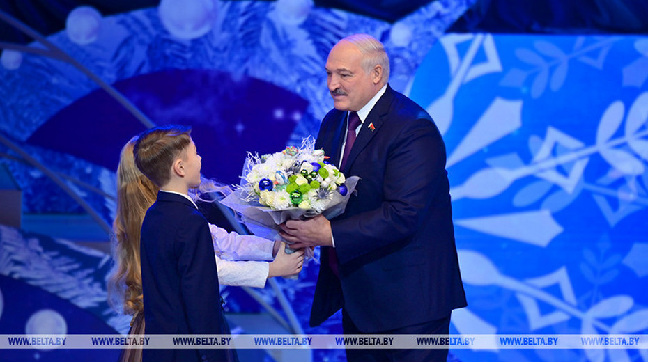 Лукашенко: мы желаем только одного - видеть улыбки детей и знать, что они живут в мире и безопасности