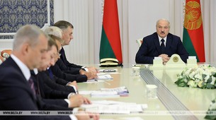 Лукашэнка: стабільная работа прамысловасці - краевугольны камень эканомікі краіны